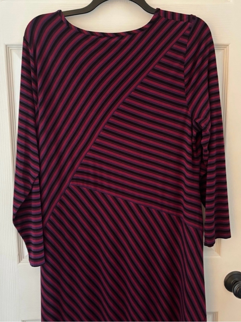 Chico's Striped Asymmetrical Striped Long Sleeve Dress (16/18-XL) - Picture 6 of 7